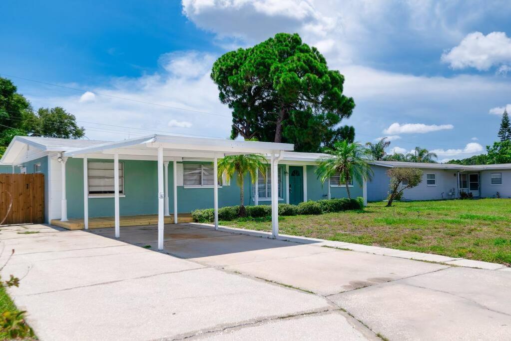 Relaxing Pool Home For Family Getaway Close To Tampa Zoo, Busch Gardens, Restaurants And Shopping! 外观 照片