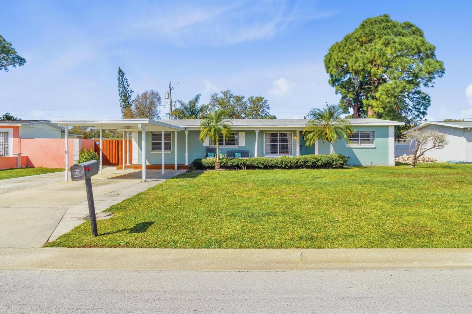 Relaxing Pool Home For Family Getaway Close To Tampa Zoo, Busch Gardens, Restaurants And Shopping! 外观 照片