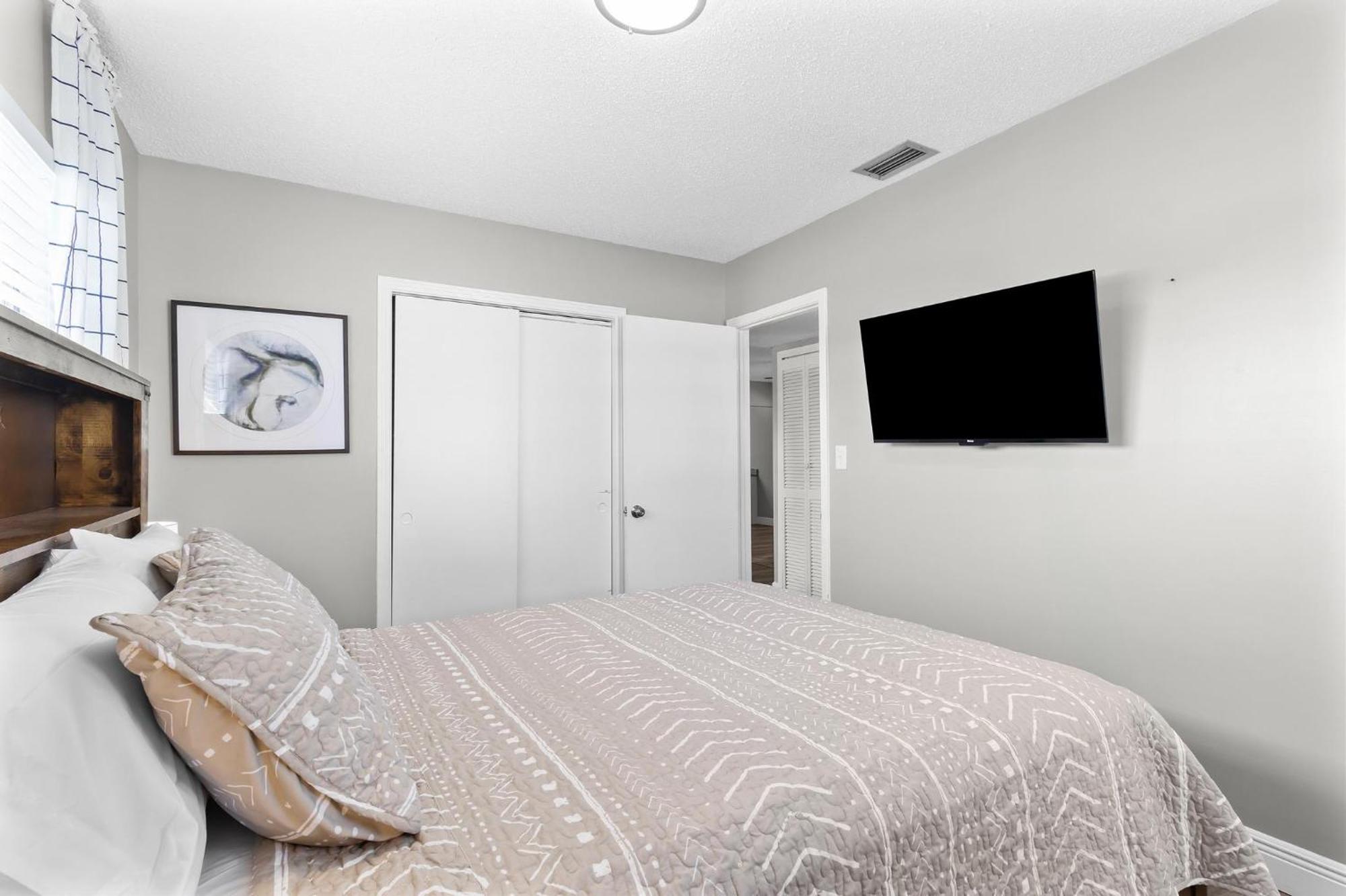 Relaxing Pool Home For Family Getaway Close To Tampa Zoo, Busch Gardens, Restaurants And Shopping! 外观 照片